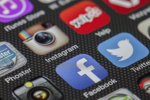 Facebook, Instagram ve WhatsApp'ta dünya çapında sorun yaşandı