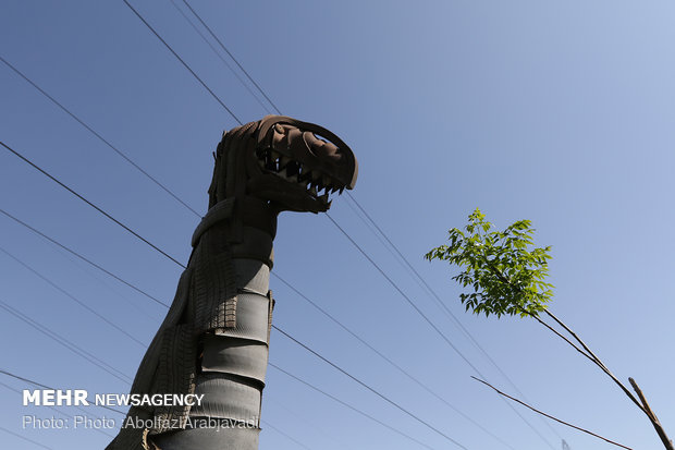 Tehran hosts sculpture made from recycled materials