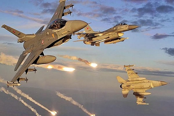 Turkish air strikes target northern Iraq and Syria