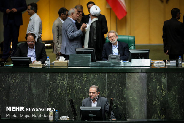 Iranian parliament holds open session on Tues.