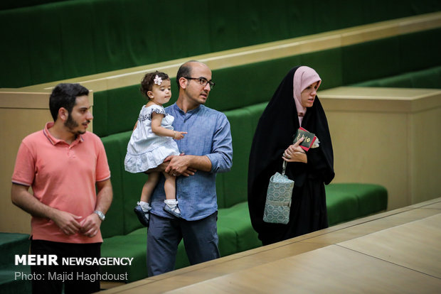 Iranian parliament holds open session on Tues.