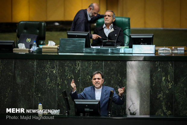 Iranian parliament holds open session on Tues.