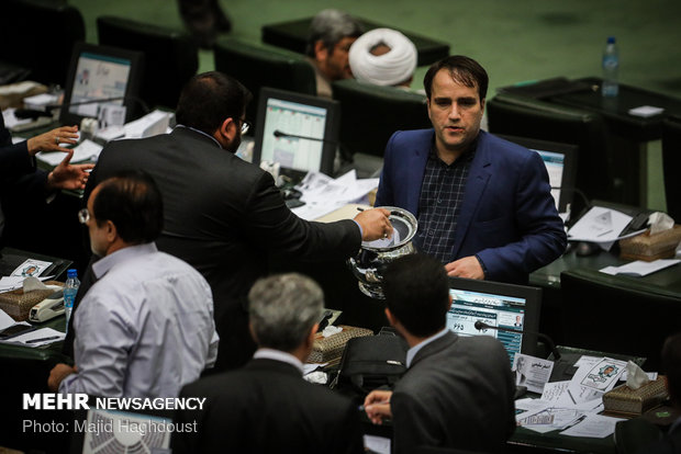 Iranian parliament holds open session on Tues.