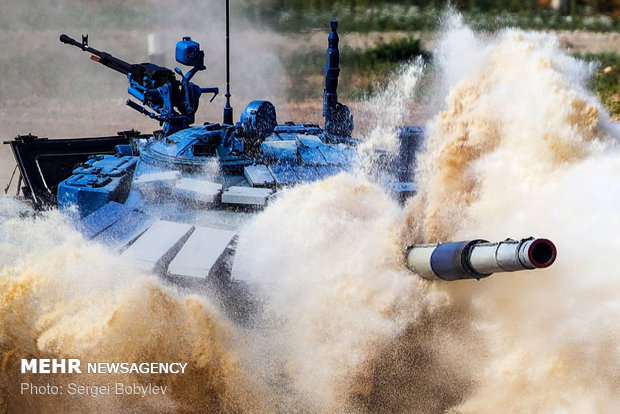روس میں ٹینکوں کا مقابلہ
