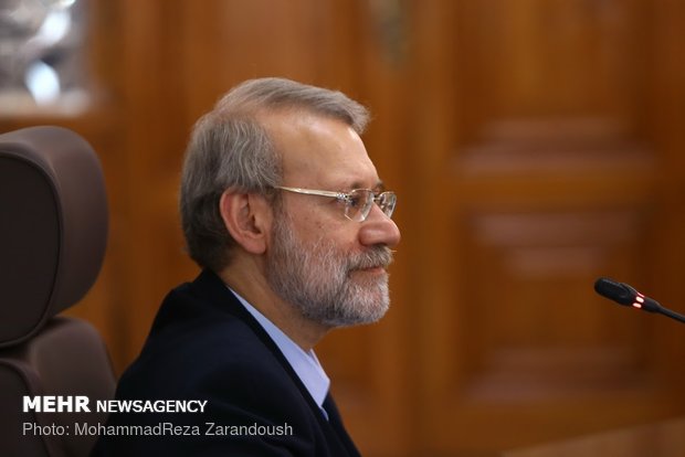 Speaker Larijani receives chair of Russian Duma's Foreign Affairs Committee