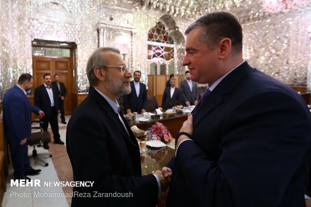 دیدار رئیس کمیته بین‎الملل دومای روسیه با لاریجانی