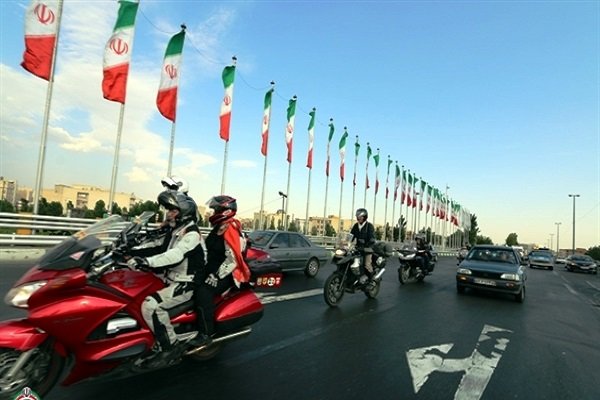 Paris-Isfahan Intl. tour arrives in Tehran 