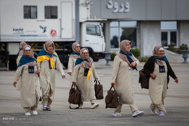 Hamadan Hajj pilgrims embark on Journey