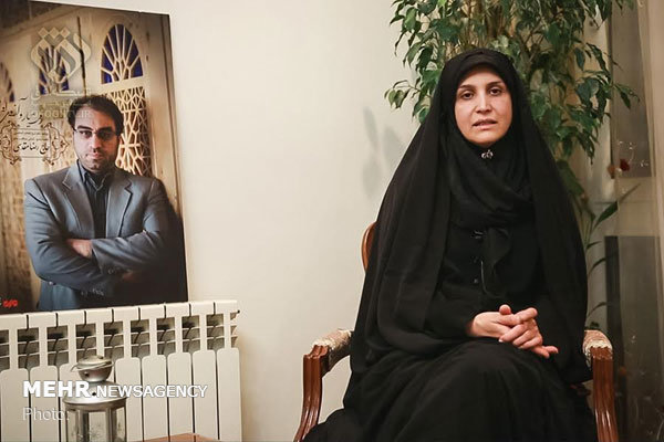 «خبرنگار تراز انقلاب» در شبکه افق/ یاد رضا مقدسی زنده می شود