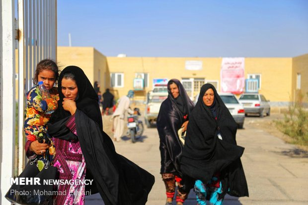 حضور کاروان سلامت هلال احمر استان گلستان در مناطق محروم سیستان و بلوچستان