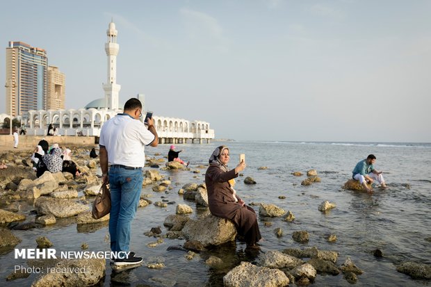 رحلة الى جدة 