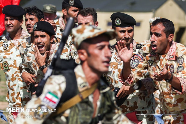 تیپ ۵۵ هوابرد شیراز مقام سوم رقابت ارتش های جهان را کسب کرد