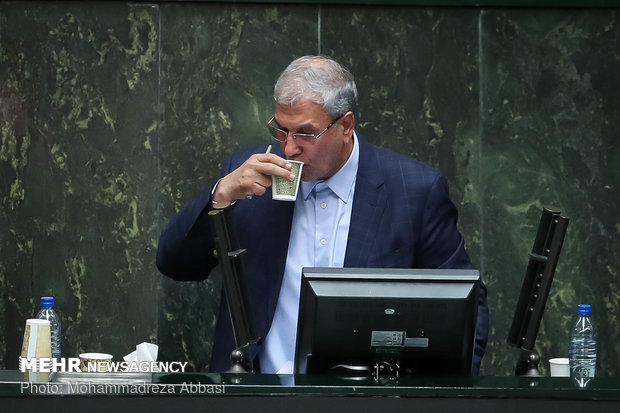 İran Çalışma Bakanı meclisten güvenoyu alamadı