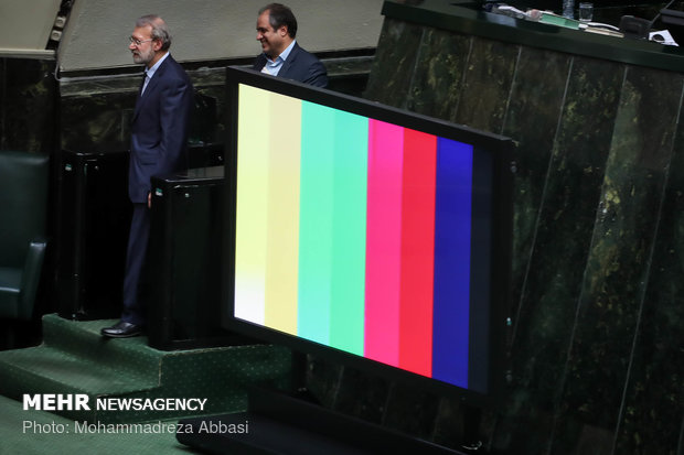 İran Çalışma Bakanı meclisten güvenoyu alamadı