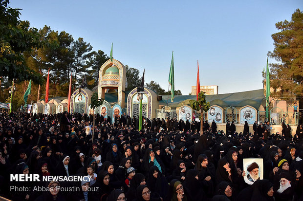 نخستین مراسم سالگرد شهادت شهید محسن حججی در نجف آباد اصفهان برگزار شد.