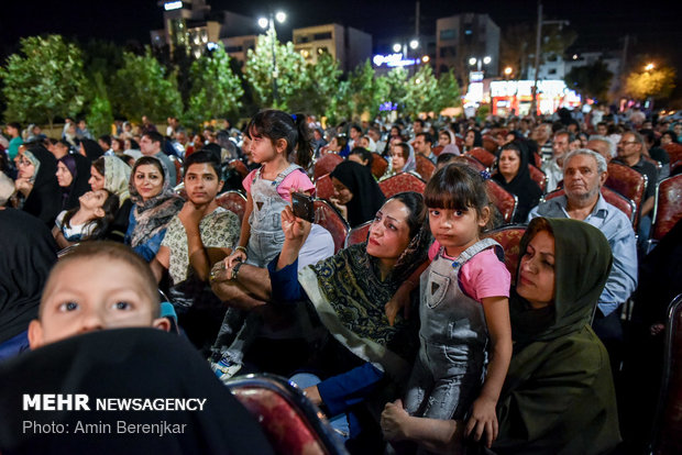 جشن مردمی هفته خبرنگار در شیراز