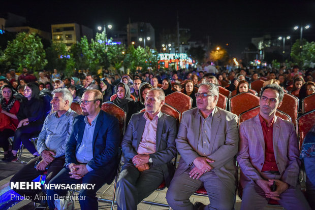 جشن مردمی هفته خبرنگار در شیراز