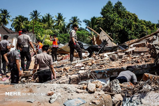 تلفات زلزله اندونزی‎ به ۴۶۰ نفر افزایش یافت/حال ۹۵۹ زخمی وخیم است