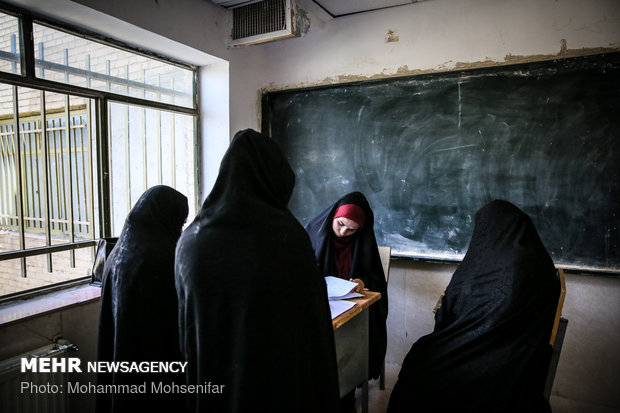 پایگاه خدمات اجتماعی و پزشکی زندگی خوب در خط 4 حصار کرج