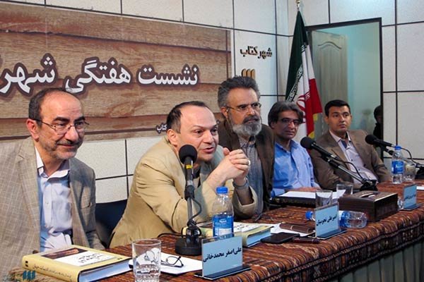 علت دست‌نیافتن نویسندگانمان به جوایز ادبی عدم توجه به ترجمه است
