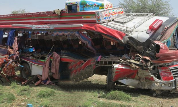 خیبر پختونخواہ میں تصادم کے نتیجے میں 4 اہلکار جاں بحق خیبر پختونخواہ میں تصادم کے نتیجے میں 4 اہلکار جاں بحق
