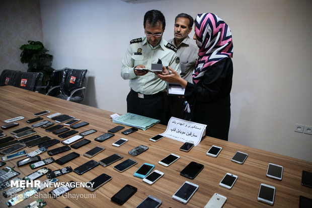 دستگیری سارقان تلفن همراه