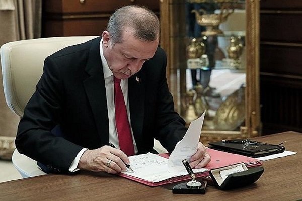 Erdoğan, IMF'dense ulusal bir iflası kabul etmeyi tercih eder