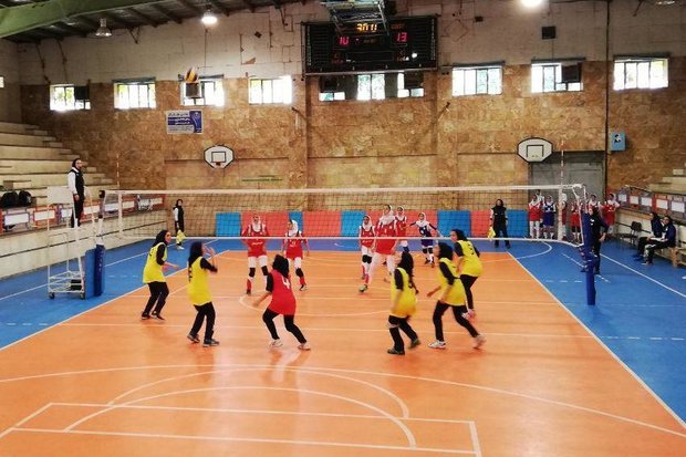 سمنان نائب قهرمان مسابقات والیبال امید دسته سه دختران کشور شد