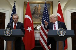 ترامپ: آمریکا برای آزادی کشیش محبوس، به ترکیه پولی نمی دهد