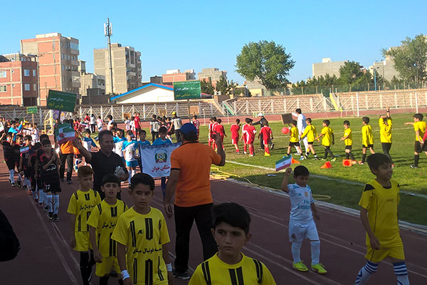 فستیوال زیر ۱۲ سال مدارس فوتبال استان اردبیل برگزار شد