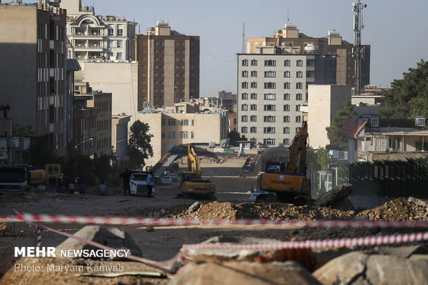 Tehran Mayor visits urban projects