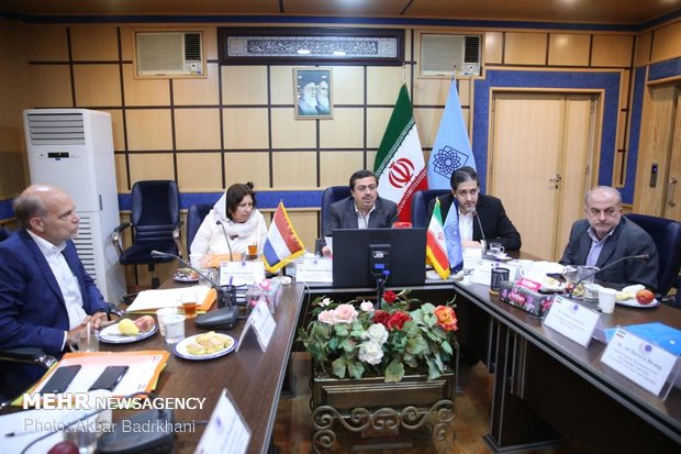 Iran, the Netherlands ink MoU on food security