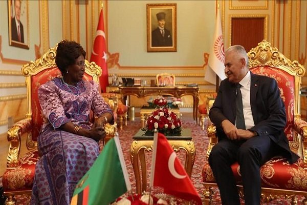 معاون رئیس‌جمهوری زامبیا با رئیس پارلمان ترکیه دیدار کرد