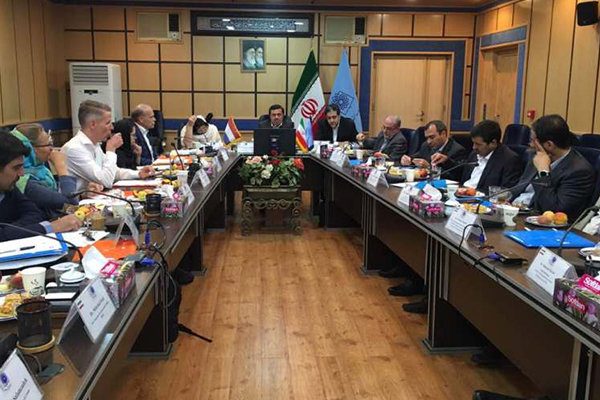 Iranian, Dutch universities ink MoU on food safety coop.