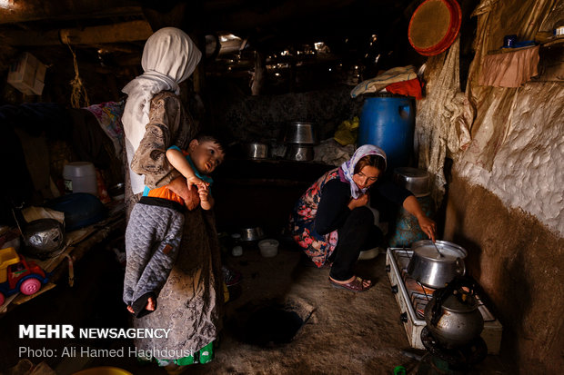 Women breadwinners in Khalkhal at a glance 