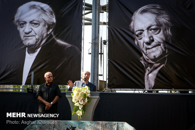 Funeral procession for Iranian actor Ezzatollah Entezami