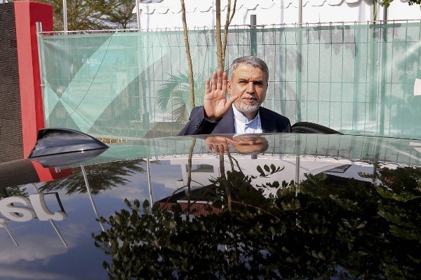 Iran's sports min. flies to Buenos Aires for 2018 Summer Youth Olympic Games