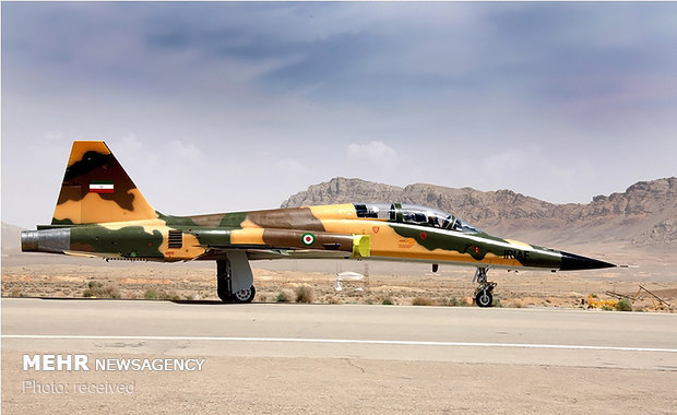 Iran test-flies new fighter/trainer 'Kosar'