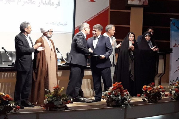 مراسم معارفه «مرسلپور» به عنوان فرماندار اسلامشهر برگزار شد