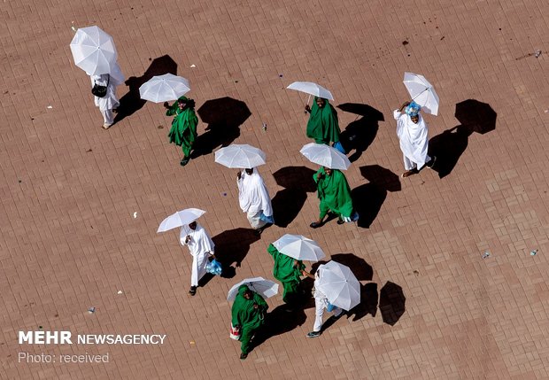 آماده شدن مسلمانان برای عید قربان‎
