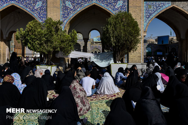 مراسم دعای عرفه در حرم حضرت عبدالعظیم الحسنی (ع)