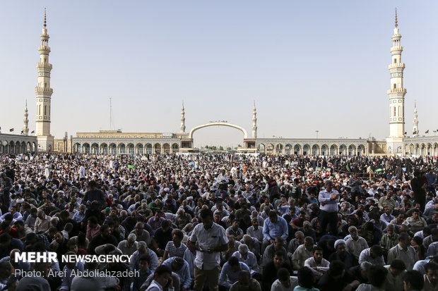 مراسم پرفیض دعای عرفه در مسجد جمکران