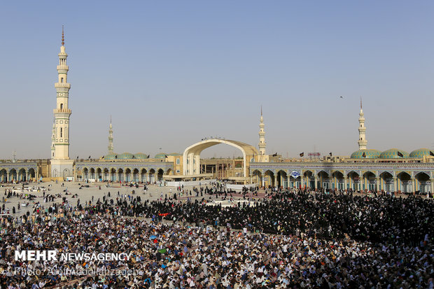 مراسم پرفیض دعای عرفه در مسجد جمکران