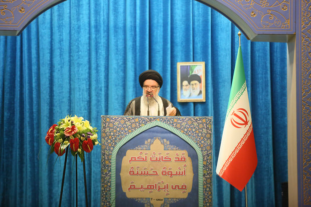 اقامه نماز عید قربان در مصلی تهران