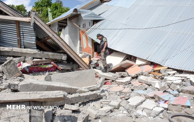 الزلازل التي ضربت اندونيسيا