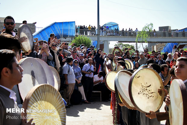 المهرجان العالمي للعزف على الدف