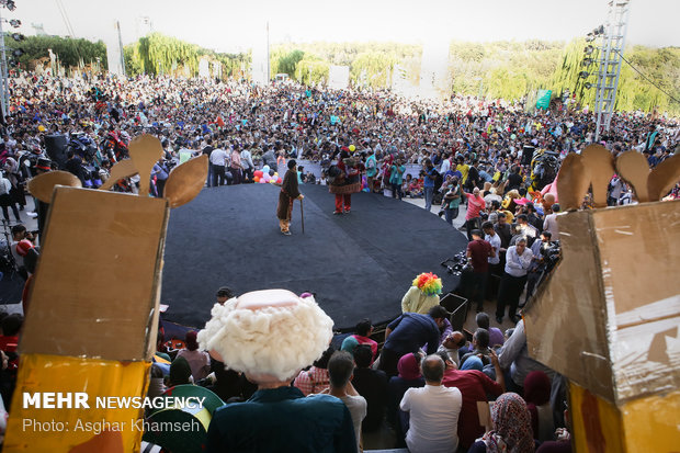 Uluslararası Tahran Kukla Festivali 