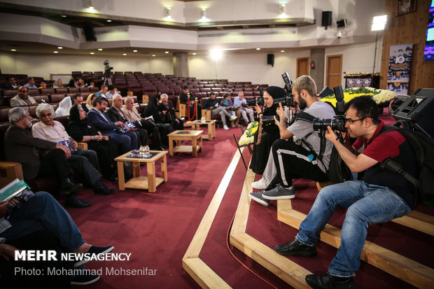 دهمین جشن مستقل سینمای مستند ایران