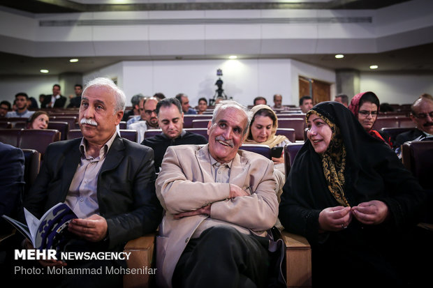 دهمین جشن مستقل سینمای مستند ایران