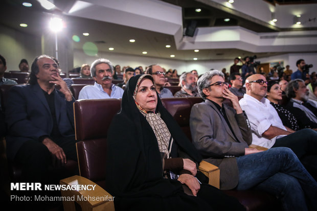 دهمین جشن مستقل سینمای مستند ایران